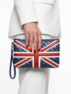 DANIELLE CREATIONS UNION JACK QUILTED WRISTLET CLUTCH BAG WOMENS
